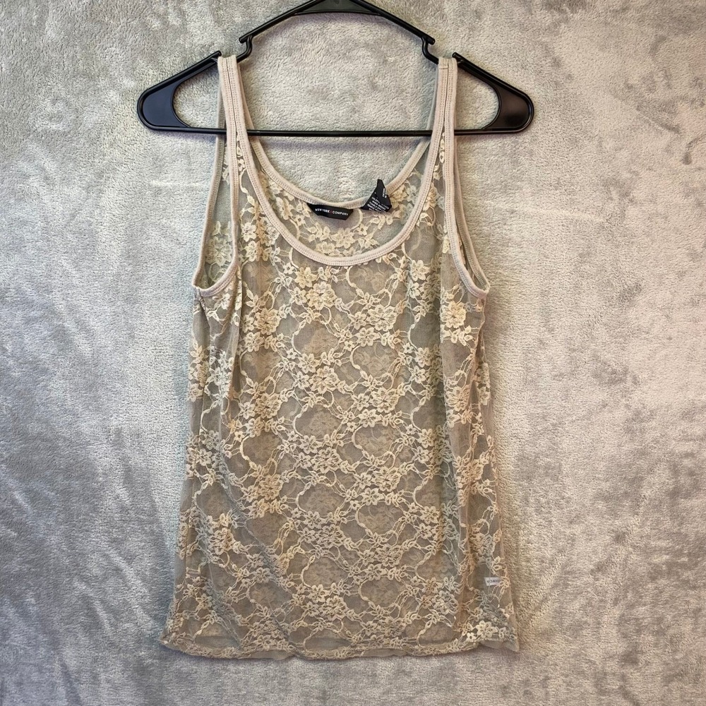 New York & Company Beige Floral‎ Lace Tank Top Sleeveless Scoop Neck Size L